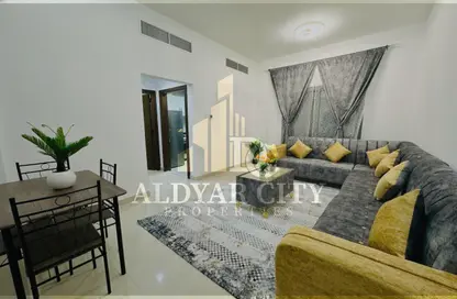 شقة - غرفة نوم - 2 حمامات للايجار في شارع الشيخ جابر الصباح - النعيمية - النعيمية - عجمان