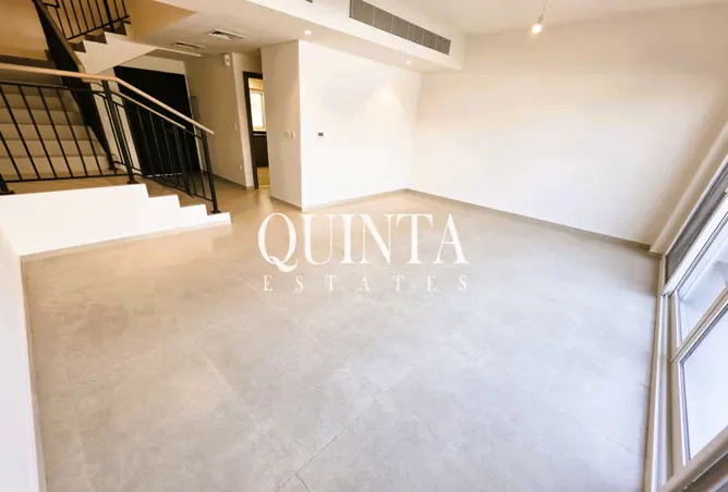 152813363 - Property Image 2