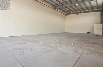 Warehouse - Studio - 1 for rent in Ali Mousa Building - Al Sajaa Industrial - Al Sajaa - Sharjah