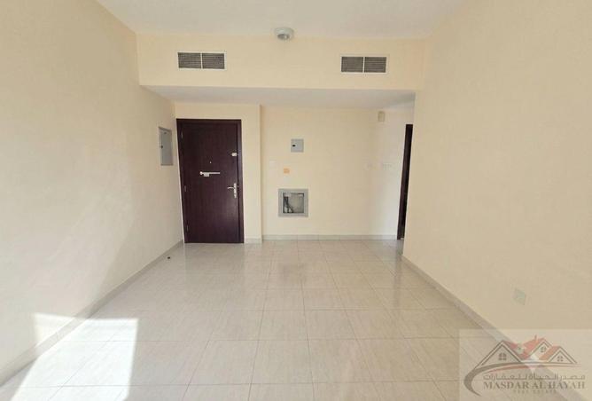 122003834 - Property Image 3