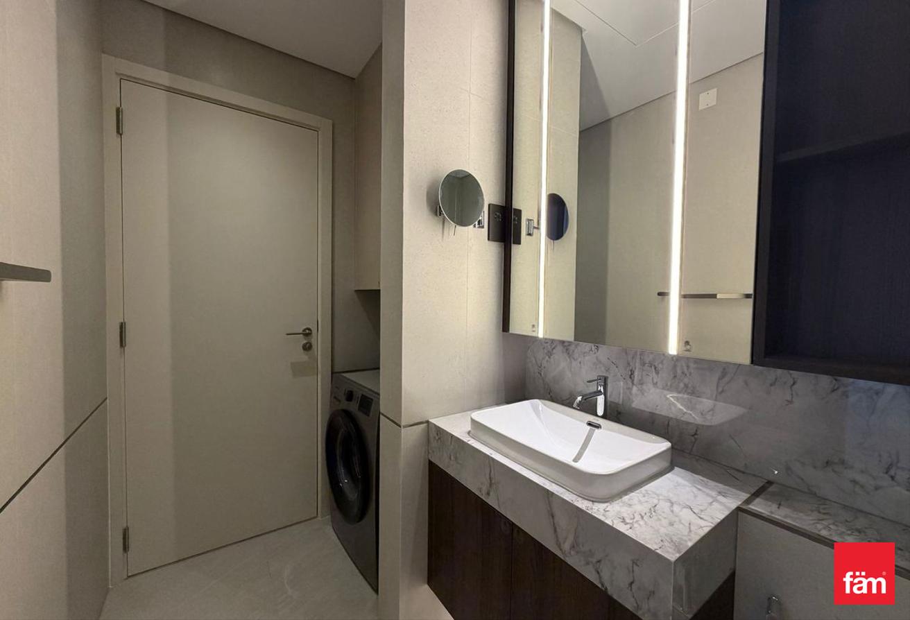 Luxury Studio for Rent in Stonehenge Residences photo 7
