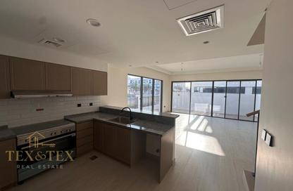 Townhouse - 5 - 4 for rent in Santorini - Damac Lagoons - Dubai