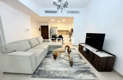 Apartment - 2 Bedrooms - 2 Bathrooms for rent in Hayat Boulevard 2A - Hayat Boulevard 2 - Hayat Boulevard - Town Square - Dubai