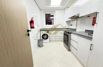 Apartment - 1 Bedroom - 2 Bathrooms for rent in Jumeirah Garden City - Al Satwa - Dubai