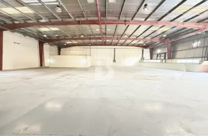 Warehouse - Studio for rent in Dubai Investment Park 1 (DIP 1) - Dubai Investment Park (DIP) - Dubai