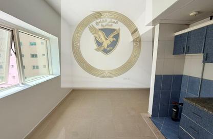 Apartment - Studio - 1 Bathroom for rent in New Al Taawun Road - Al Taawun - Sharjah