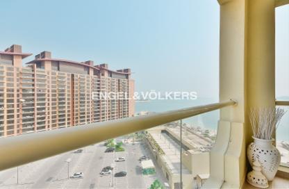 Apartment - 2 - 4 for rent in Al Das - Shoreline Apartments - Palm Jumeirah - Dubai