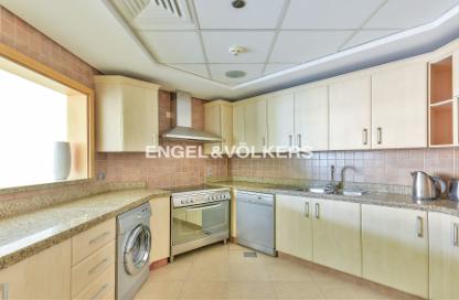 Apartment - 2 - 4 for rent in Al Das - Shoreline Apartments - Palm Jumeirah - Dubai