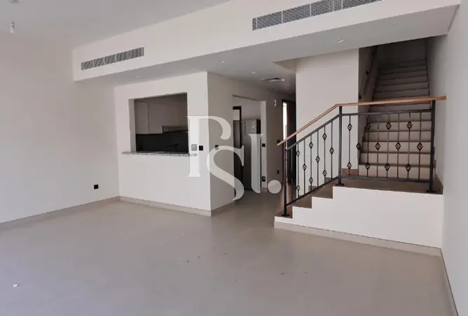 156005003 - Property Image 2