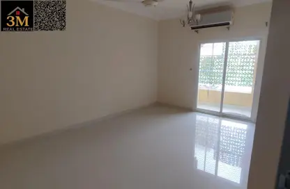 Apartment - 1 Bedroom - 1 Bathroom for rent in Corniche Tower - Ajman Corniche Road - Ajman