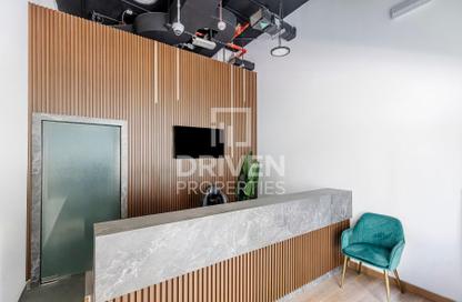 Retail - Studio for rent in Osha 1 - Corniche Deira - Deira - Dubai