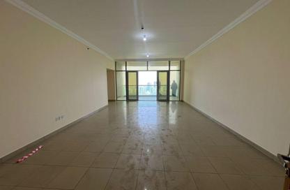 Apartment - 4 Bedrooms - 6 Bathrooms for rent in Al Majaz 3 - Al Majaz - Sharjah