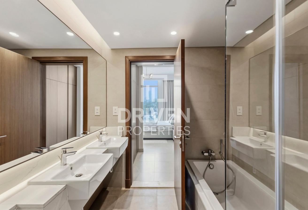 Burj Khalifa View | Corner Unit | Fully Furnished photo 16