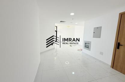 Apartment - 2 Bedrooms - 4 Bathrooms for rent in Tilal City A - Tilal City - Sharjah Apartment - 2 Bedrooms - 4 Bathrooms for rent in Tilal City A - Tilal City - Sharjah