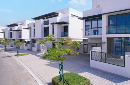 Villa - 4 - 6 for sale in Sun Island - Ajmal Makan City - Sharjah Waterfront City - Sharjah Villa - 4 - 6 for sale in Sun Island - Ajmal Makan City - Sharjah Waterfront City - Sharjah