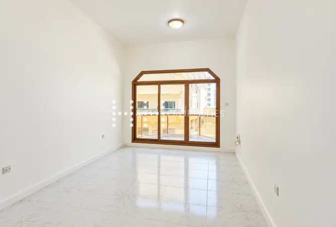 156158594 - Property Image 3