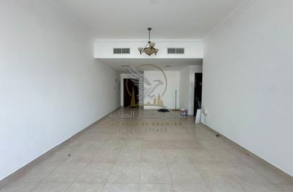 Apartment - 1 - 2 for rent in Al Mamzar - Al Mamzar - Sharjah - Sharjah