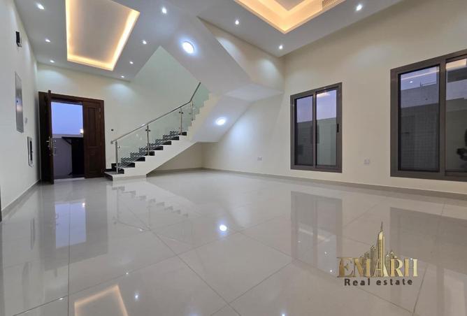83672810 - صورة العقار 3