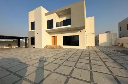 Villa - 6 Bedrooms - 7+ Bathrooms for rent in International City Phase 2 - Al Warsan 4 - Al Warsan - Dubai