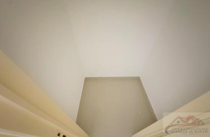 Apartment - 2 Bedrooms - 2 Bathrooms for rent in Muwaileh 29 Building - Muwaileh - Sharjah