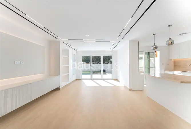 146421911 - Property Image 2