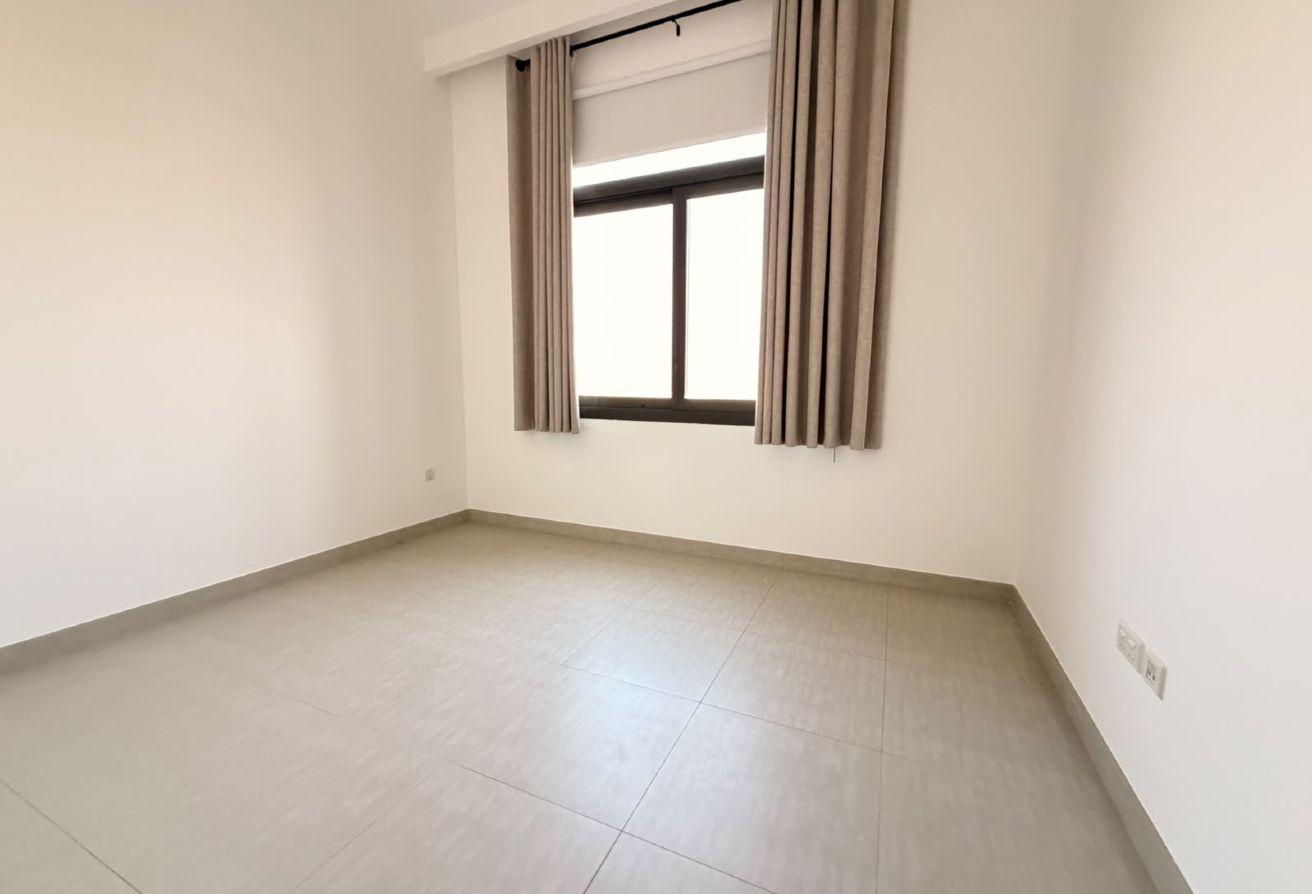 Spacious Unfurnished 2BR | Park Location photo 4