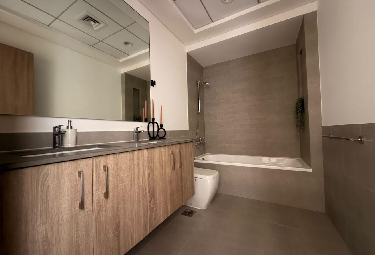 Spacious Unfurnished 2BR | Park Location photo 12
