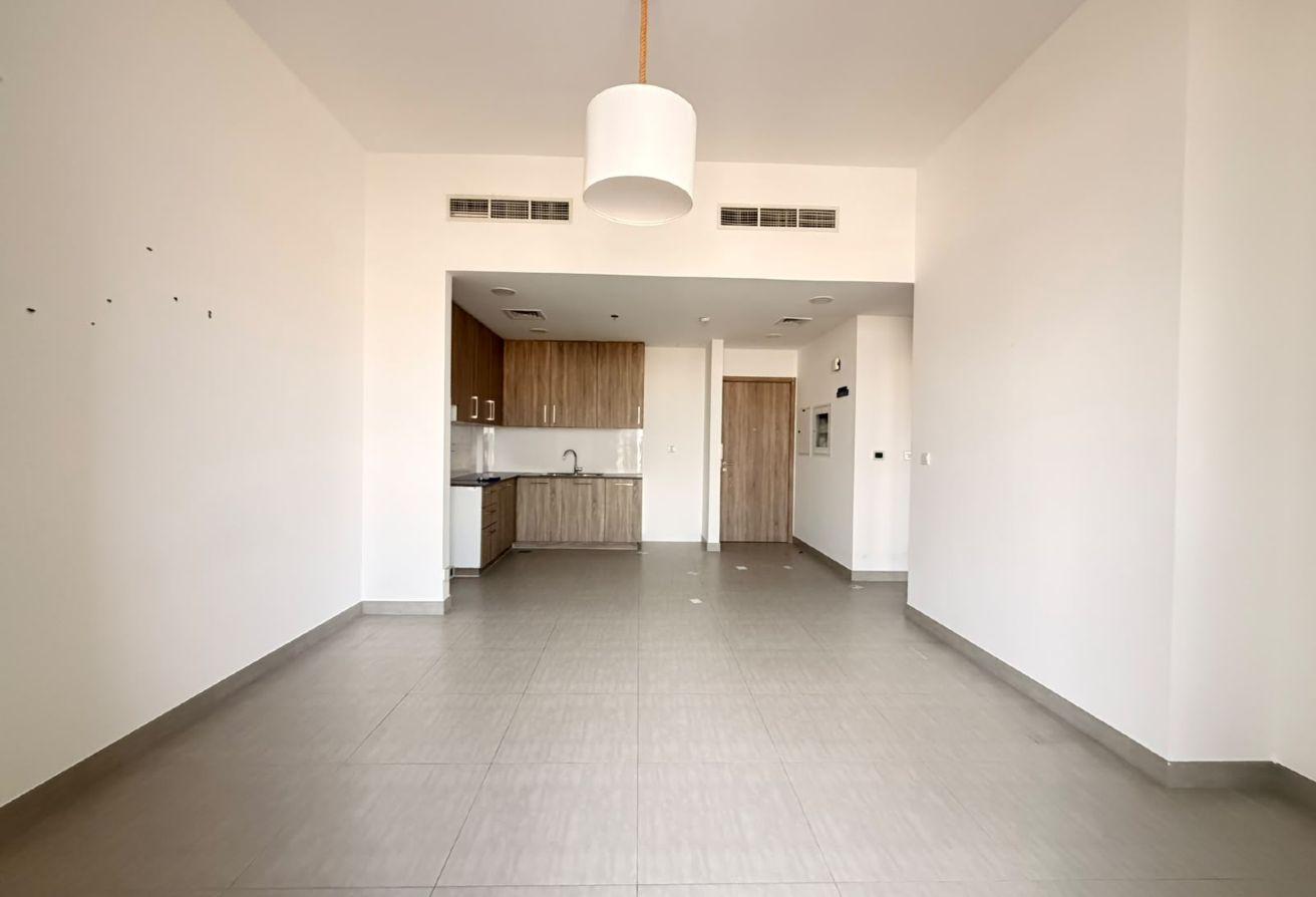 Spacious Unfurnished 2BR | Park Location photo 13