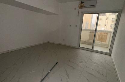 Apartment - 3 - 2 for rent in Al Majaz 2 - Al Majaz - Sharjah Apartment - 3 - 2 for rent in Al Majaz 2 - Al Majaz - Sharjah
