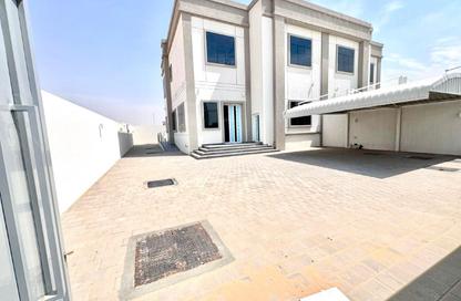 Villa - 5 Bedrooms - 7+ Bathrooms for rent in Nasma Residence - Al Tai - Sharjah