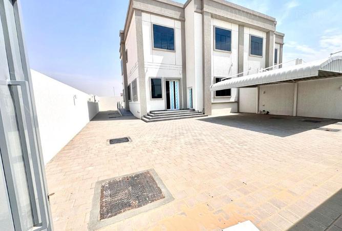 97801623 - Property Main Image