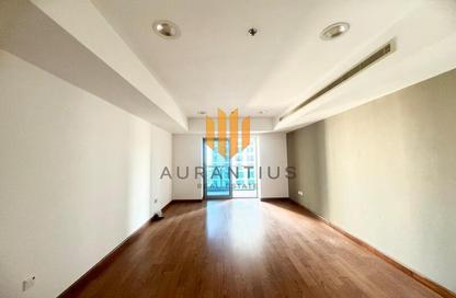 Apartment - 1 Bedroom - 1 Bathroom for rent in Princess Tower - Dubai Marina - Dubai