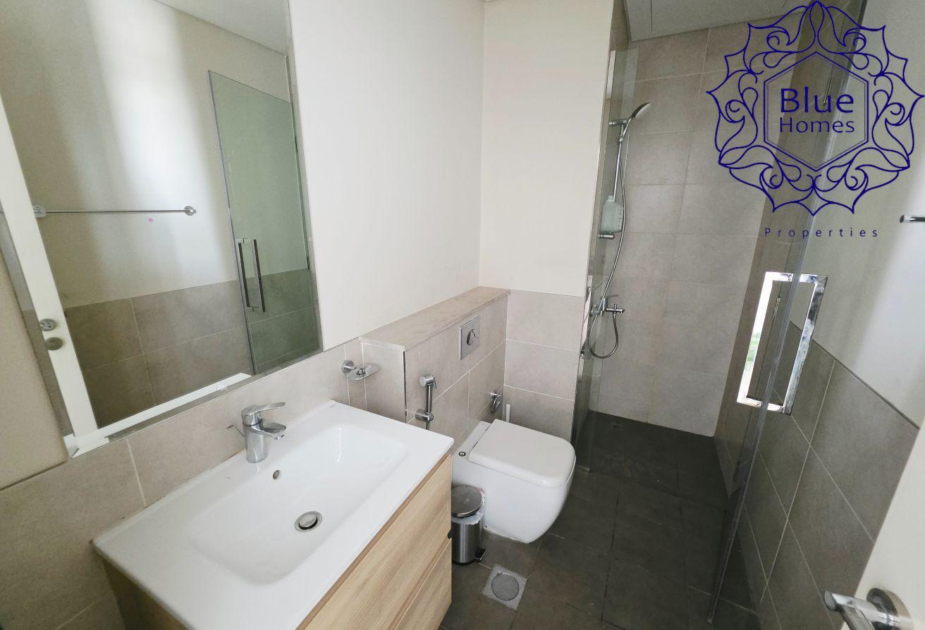 Golf view|Furnished 1BHK|Mid Floor|Ready to Move photo 9