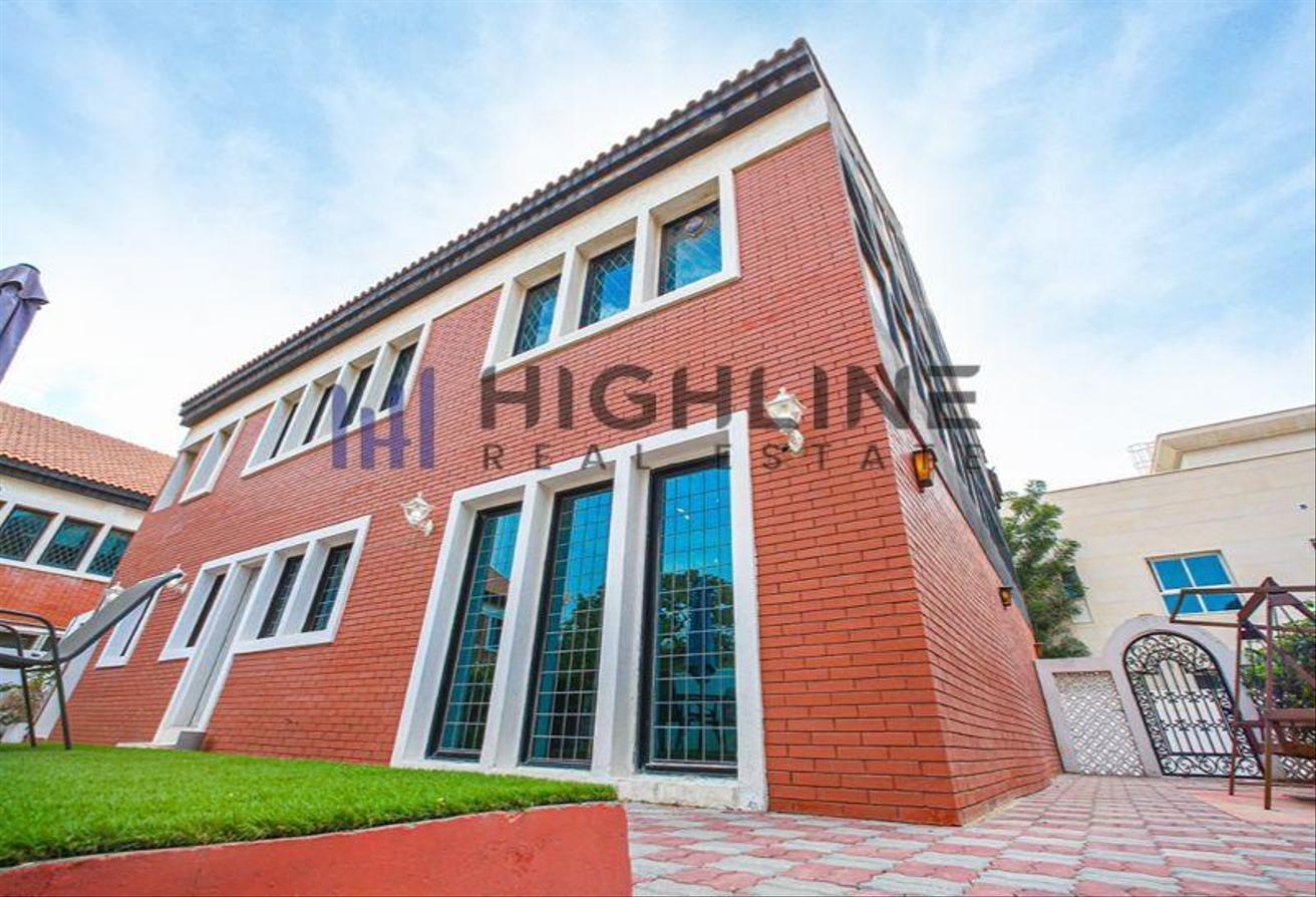 Majestic Upgraded House | Private Pool and Jacuzzi photo 19