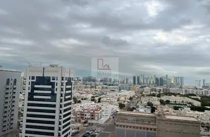 Apartment - 2 Bedrooms - 2 Bathrooms for rent in Blue Tower A - Blue Towers - Al Dhafrah - Abu Dhabi