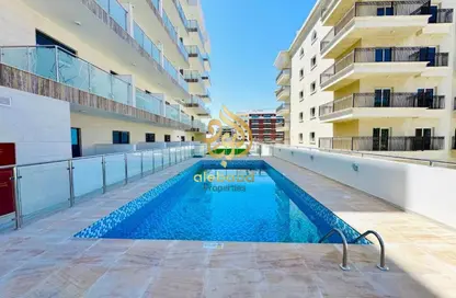 Apartment - 3 Bedrooms - 4 Bathrooms for rent in Marah Building - International City Phase 2 - Al Warsan 4 - Al Warsan - Dubai