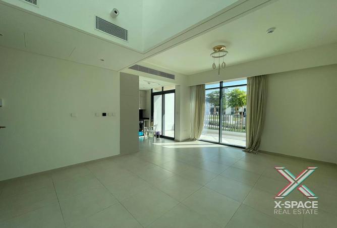 16021225 - Property Image 2