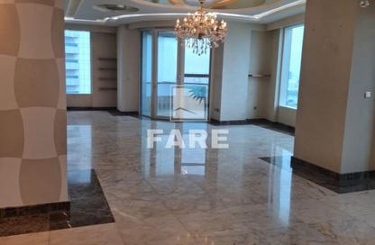 Apartment - 4 Bedrooms - 6 Bathrooms for sale in Blue Tower - Al Majaz 3 - Al Majaz - Sharjah Apartment - 4 Bedrooms - 6 Bathrooms for sale in Blue Tower - Al Majaz 3 - Al Majaz - Sharjah
