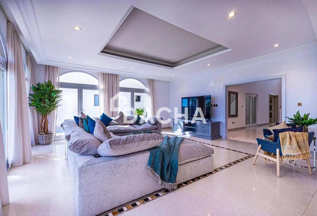 Mediterranean Atrium | Iconic Views | Well Kept photo 5