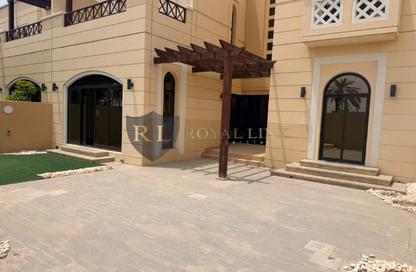 Townhouse - 4 - 4 for sale in Naseem - Mudon - Dubai