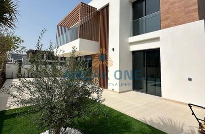 Villa - 5 - 7 for sale in Saadiyat Reserve - Saadiyat Island - Abu Dhabi