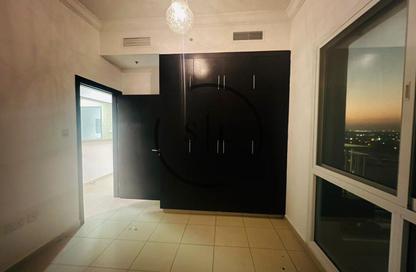 Apartment - 1 - 1 for rent in Mazaya 12 - Queue Point - Liwan - Dubai Apartment - 1 - 1 for rent in Mazaya 12 - Queue Point - Liwan - Dubai