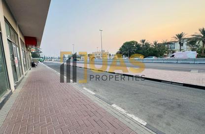 Retail - Studio - 1 Bathroom for rent in Al Jafiliya - Dubai