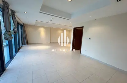 Apartment - 3 Bedrooms - 5 Bathrooms for rent in Al Mamzar - Al Mamzar - Sharjah - Sharjah