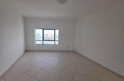 Apartment - 3 Bedrooms - 4 Bathrooms for sale in Al Majaz 3 - Al Majaz - Sharjah