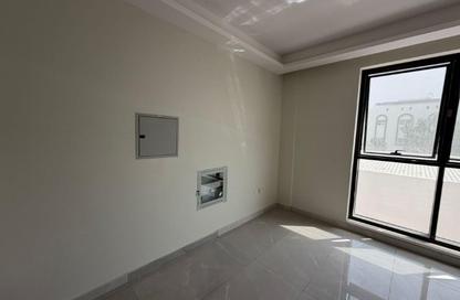 Apartment - Studio - 1 Bathroom for rent in Muweileh Community - Muwaileh Commercial - Sharjah
