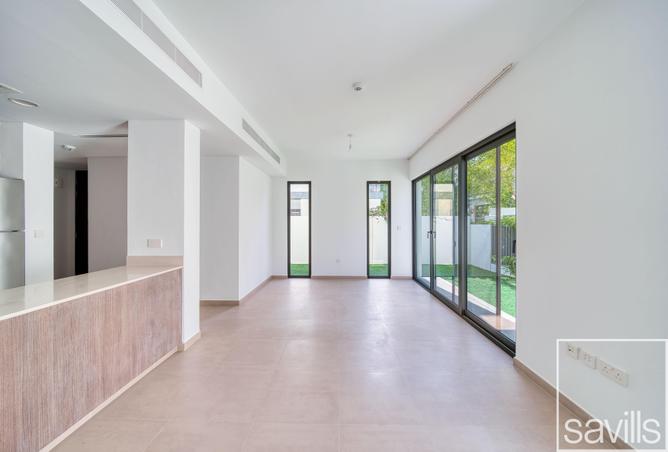 100833330 - Property Image 3