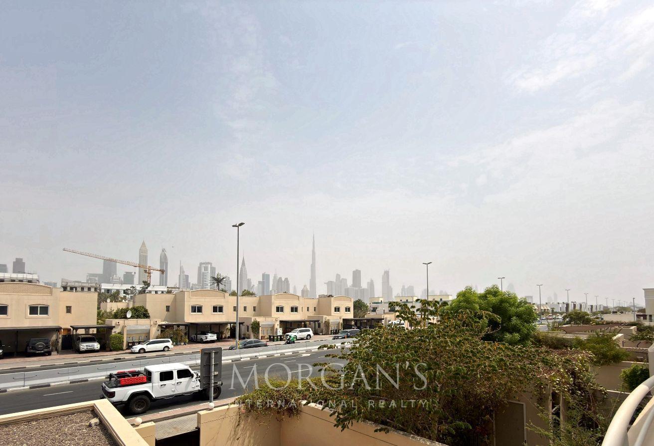 Jumeirah 1 Villa | 4BR + Maid's | Private Yards photo 18