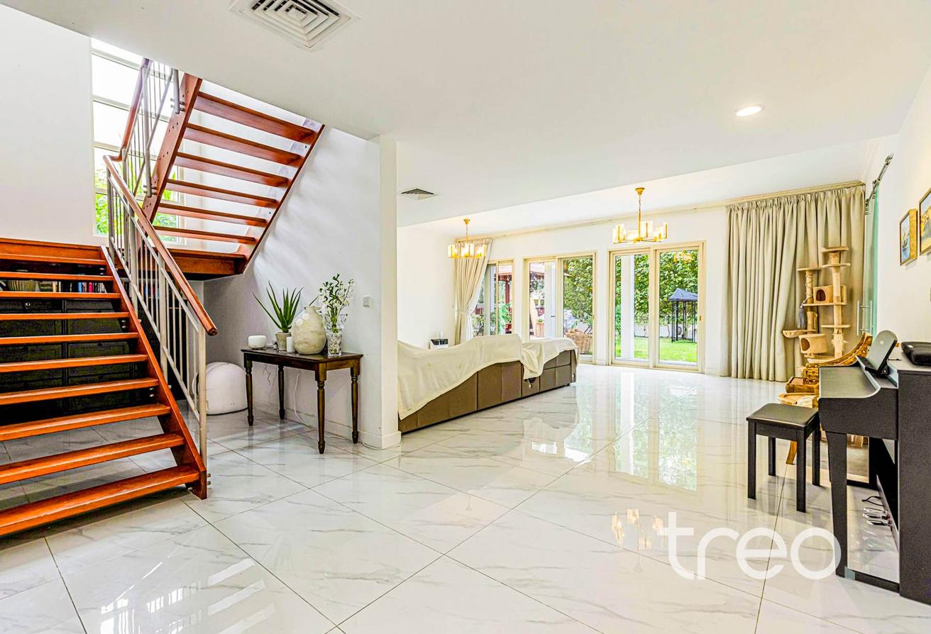 Private Pool | Huge Plot | Upgraded Villa photo 6