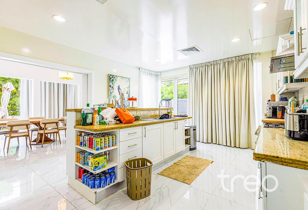 Private Pool | Huge Plot | Upgraded Villa photo 9